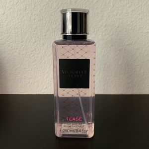 Victoria’s Secret-Tease